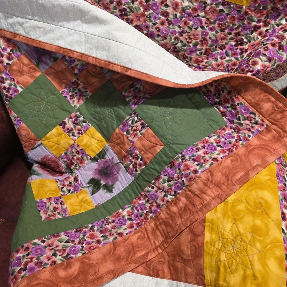 Quilt 62x62.5 Handmade Machine‎ Sewn Pink  Green Ivory Yellow Roses Floral Patch
